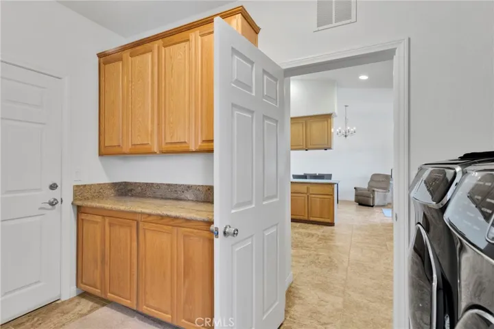 8720 Greasewood Lane, Victorville, California 92392