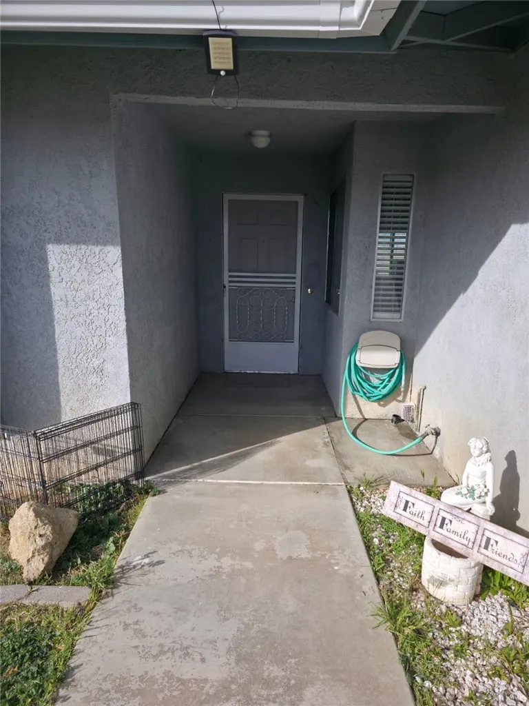 9111 Satinwood Avenue, California City, California 93505 — photo 4