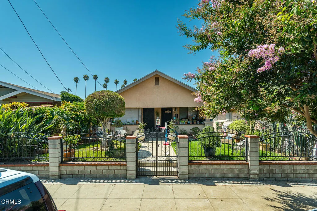 2966 2966-68 E 2nd Street, Los Angeles, California 90033 home-pic-2
