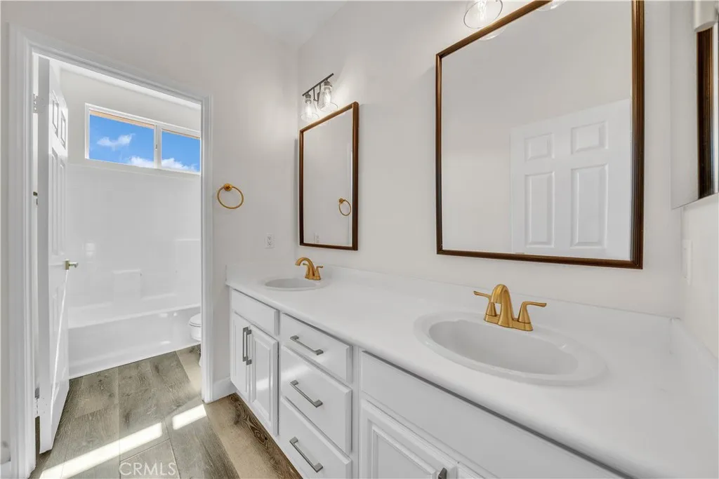 35640 Sainte Foy, Murrieta, California 92563 home-pic-44