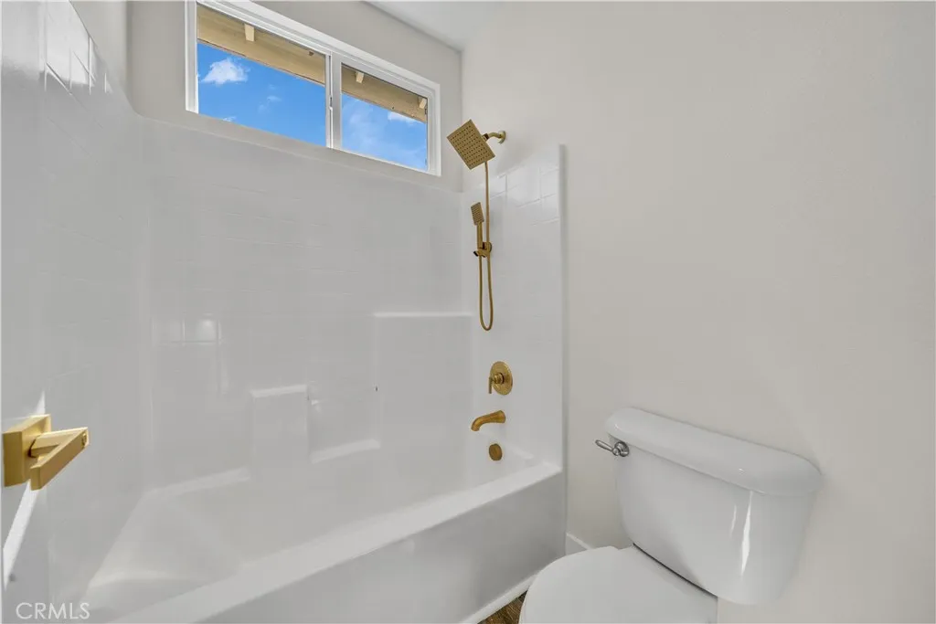 35640 Sainte Foy, Murrieta, California 92563 home-pic-45