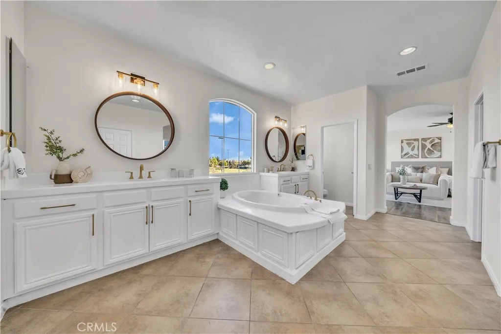 35640 Sainte Foy, Murrieta, California 92563 home-pic-33