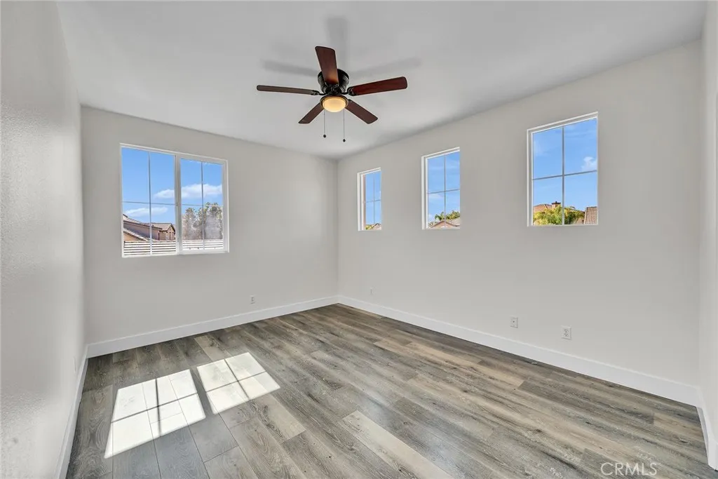 35640 Sainte Foy, Murrieta, California 92563 home-pic-39