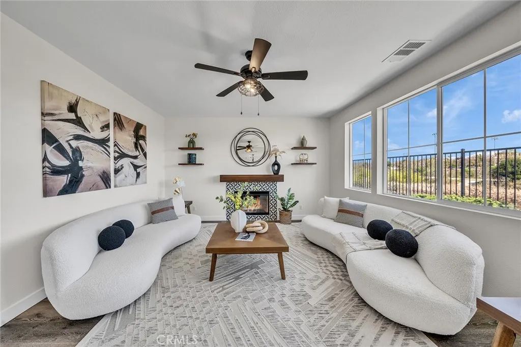 35640 Sainte Foy, Murrieta, California 92563 home-pic-14