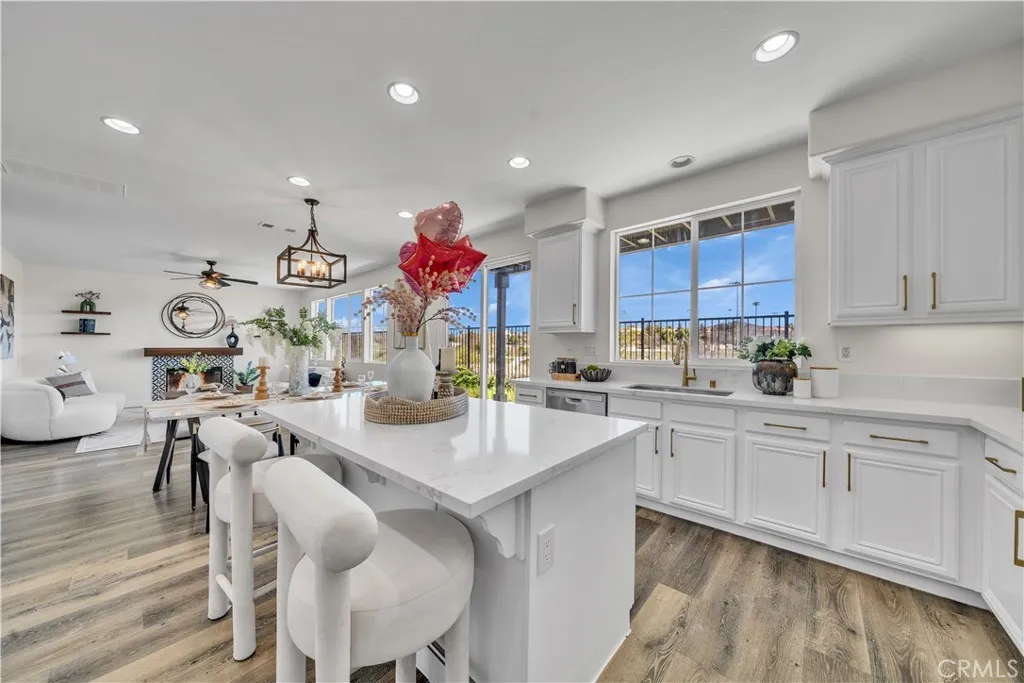 35640 Sainte Foy, Murrieta, California 92563 home-pic-18