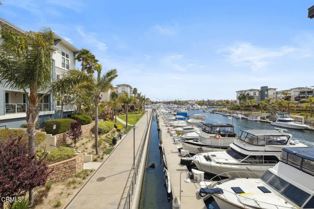 1521 Windshore Way, Oxnard, California 93035 home-pic-32
