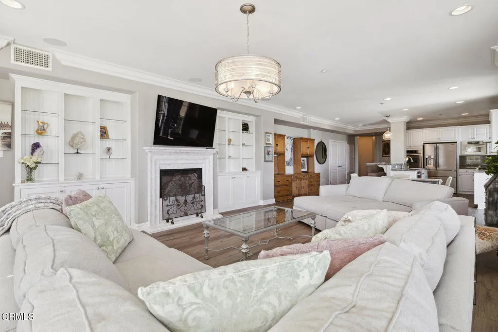 1521 Windshore Way, Oxnard, California 93035 home-pic-19