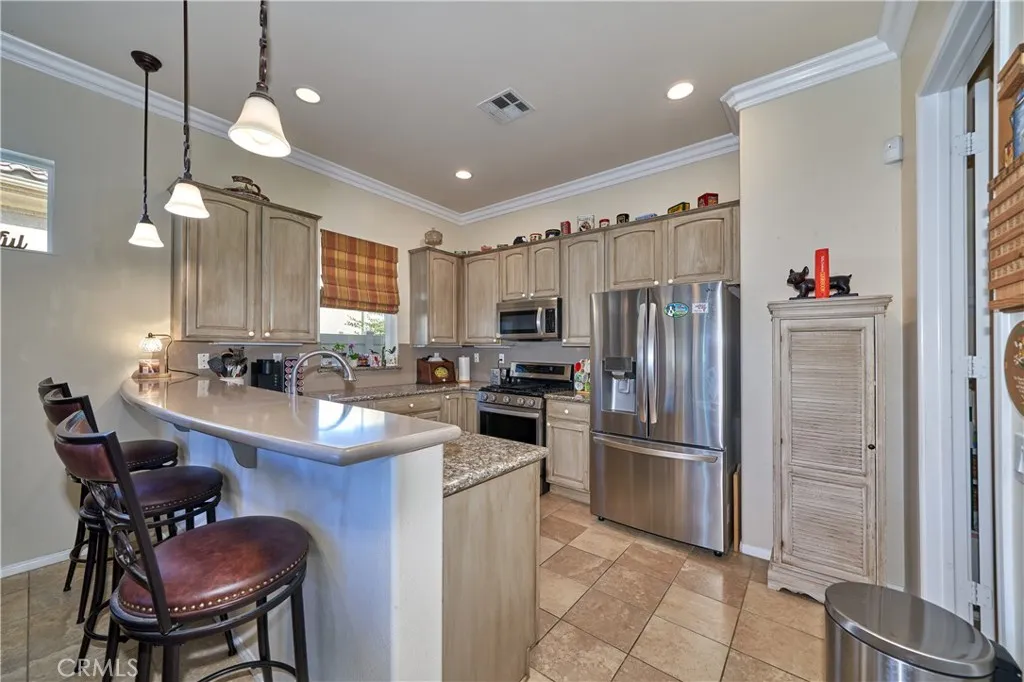 1771 N Forest Oaks, Beaumont, California 92223 home-pic-12