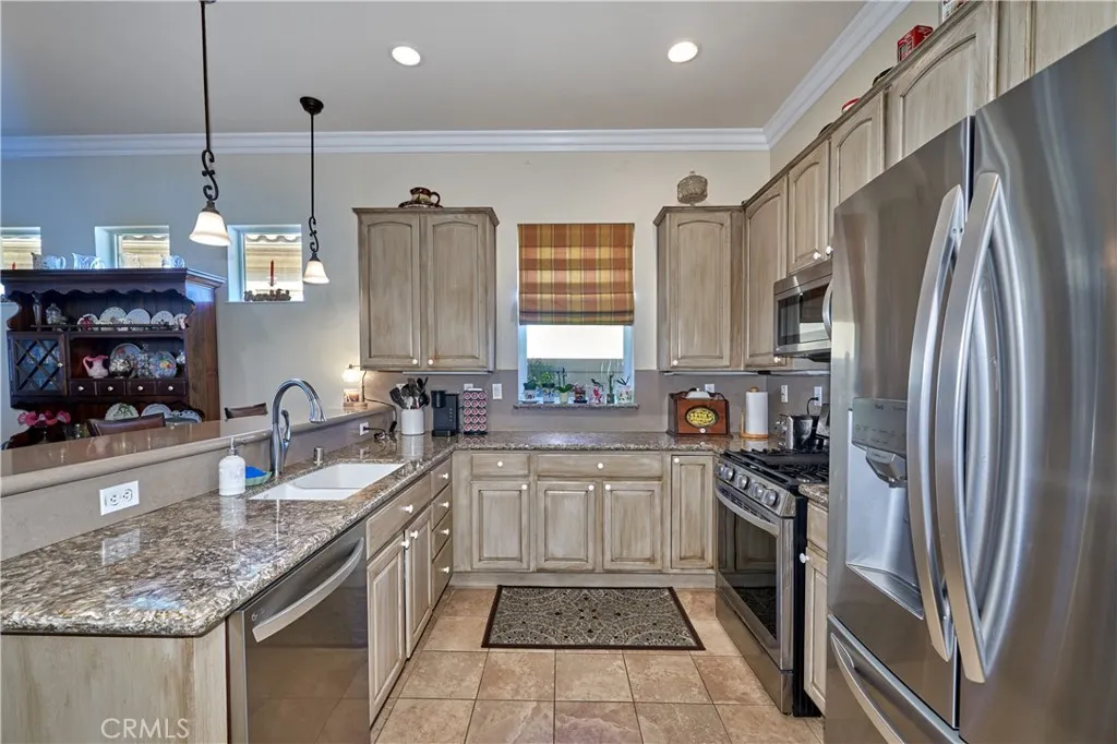 1771 N Forest Oaks, Beaumont, California 92223 home-pic-14