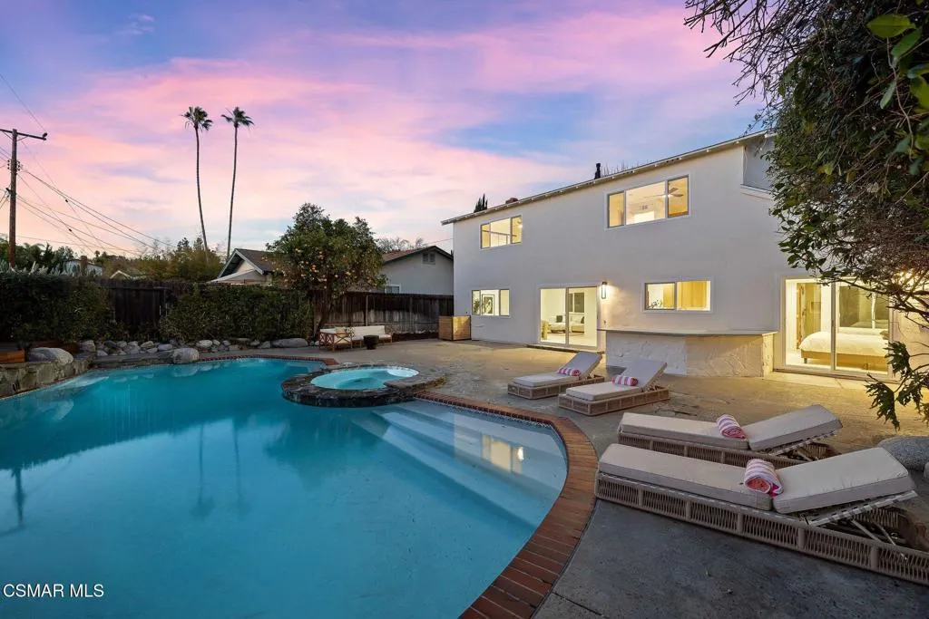 5525 Parkmor Road, Calabasas, California 91302 home-pic-24
