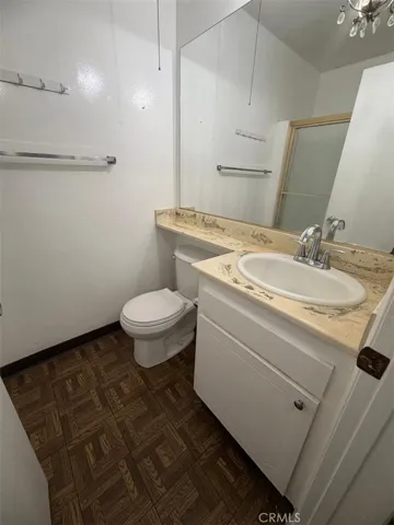  full bath with shower over tub