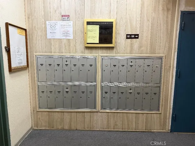 Mailbox on the 1st level