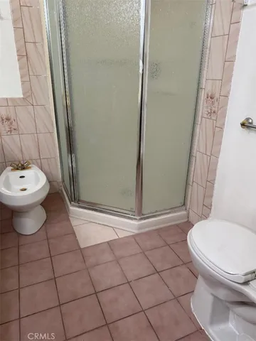 Tile flooring
