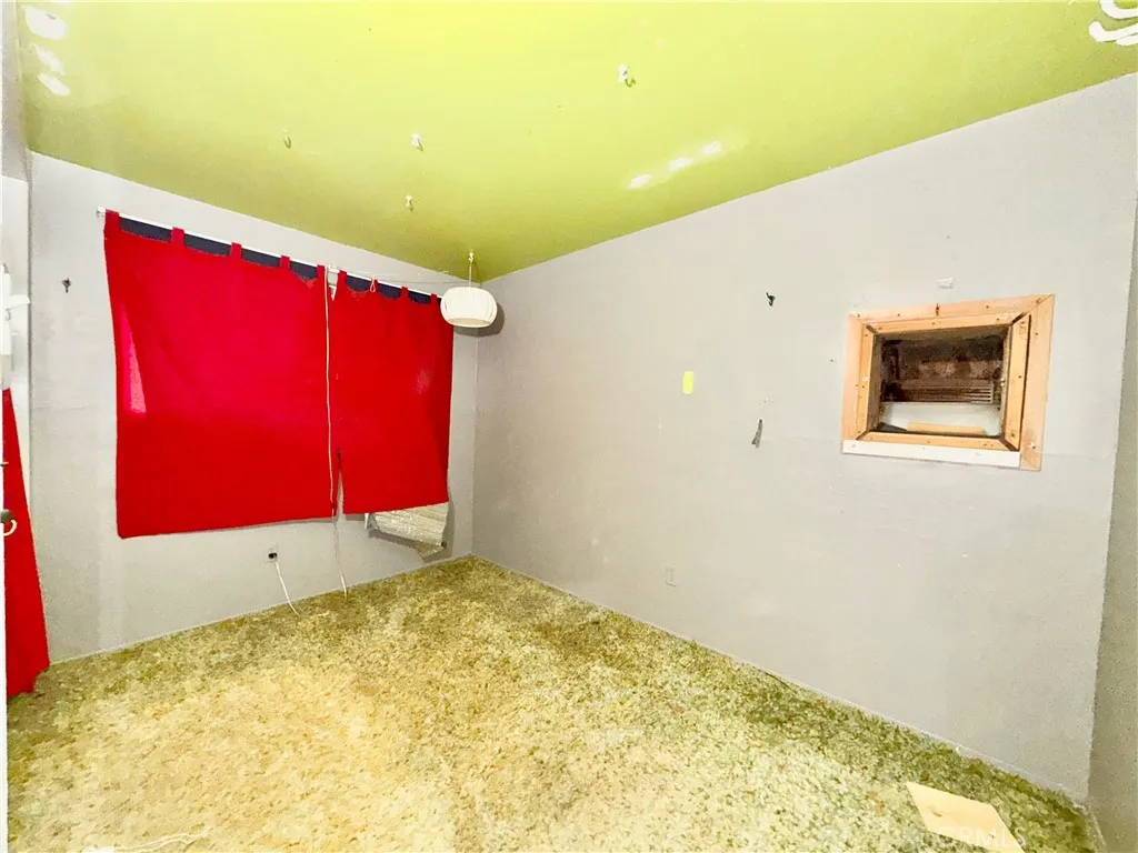 13621 Cedar Street, Trona, California 93562 home-pic-14