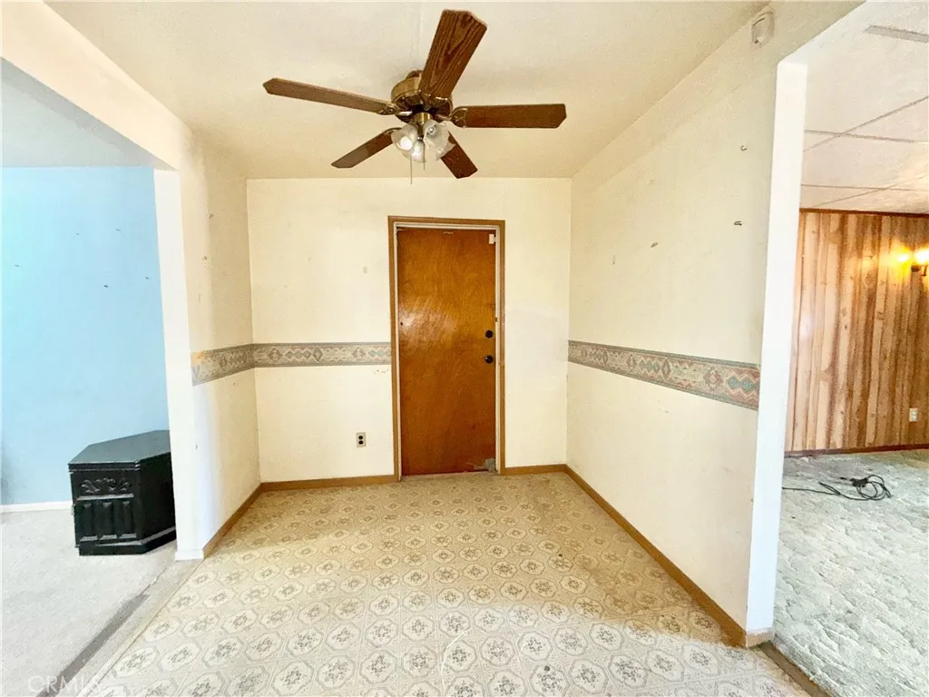 13621 Cedar Street, Trona, California 93562 home-pic-8