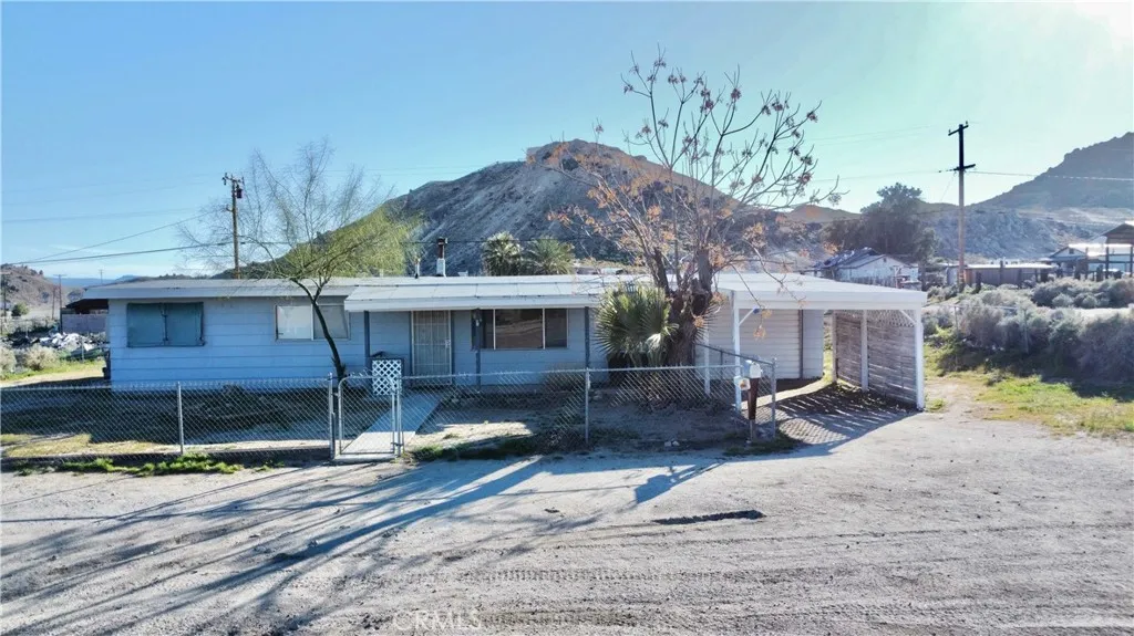 13621 Cedar Street, Trona, California 93562 home-pic-2