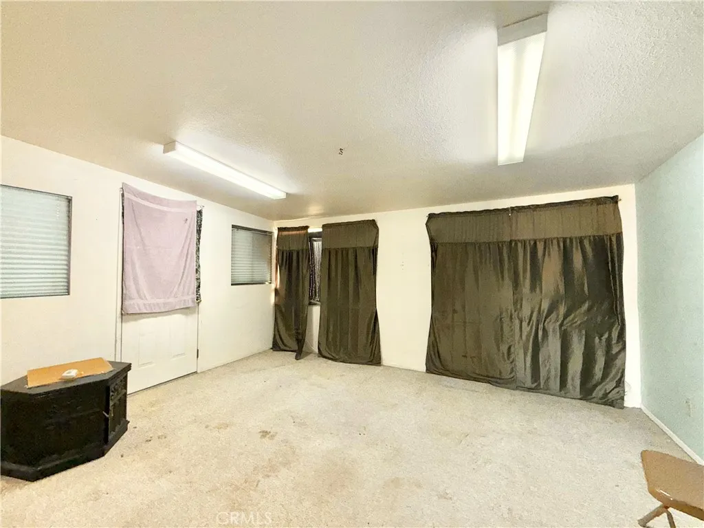 13621 Cedar Street, Trona, California 93562 home-pic-10