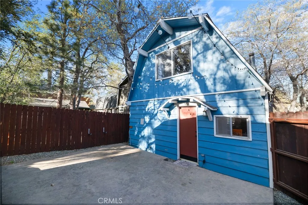 672 Holmes, Sugarloaf, California 92386 home-pic-20