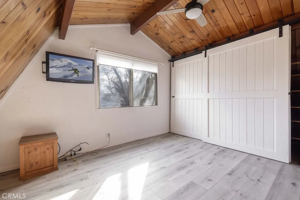 672 Holmes, Sugarloaf, California 92386 home-pic-15