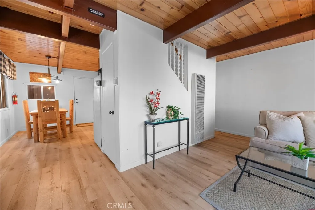 672 Holmes, Sugarloaf, California 92386 home-pic-5