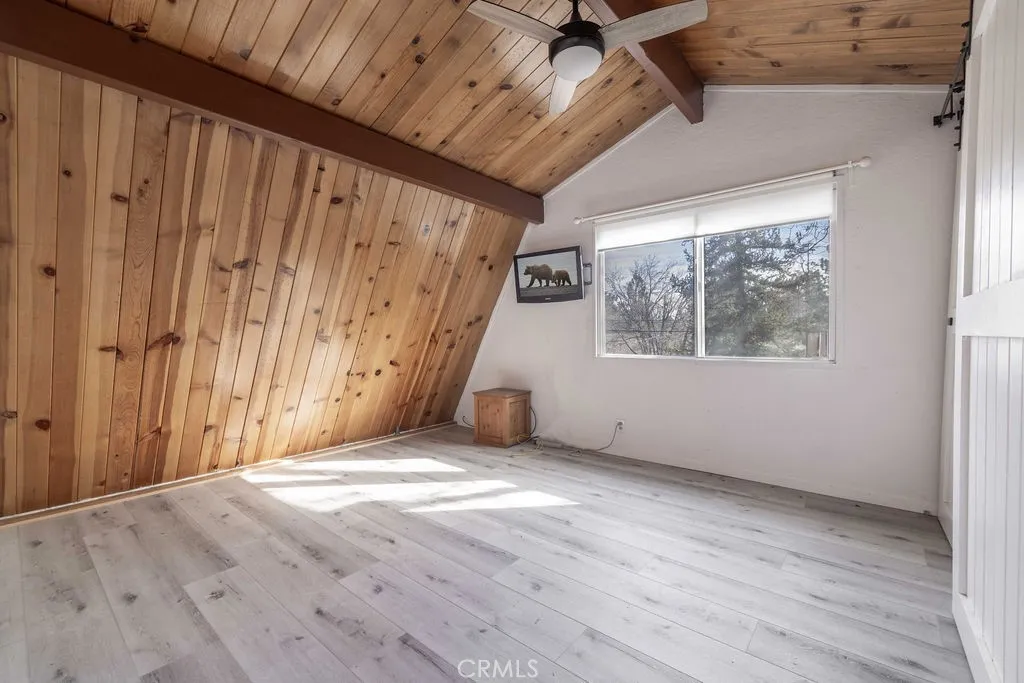 672 Holmes, Sugarloaf, California 92386 home-pic-14