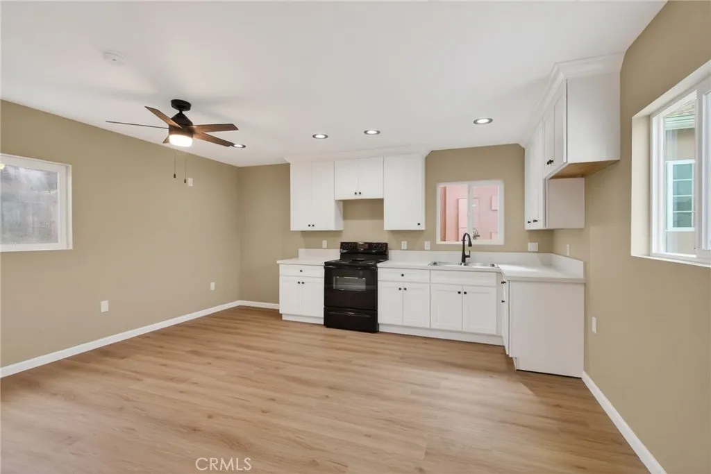 149 E 4th, San Bernardino, California 92410 home-pic-17