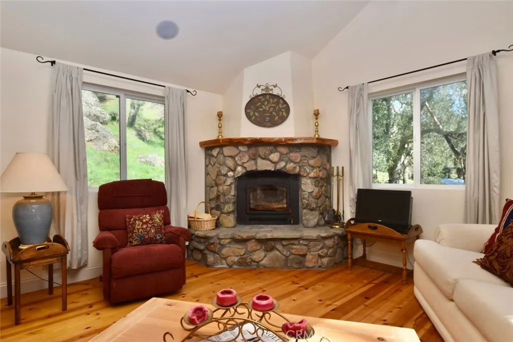 76450 Deer Pass Road, Bradley, California 93426 home-pic-7