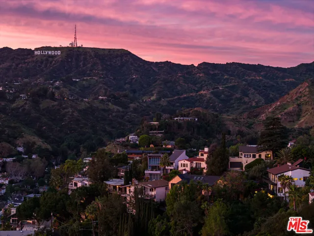 Hollywood Sign