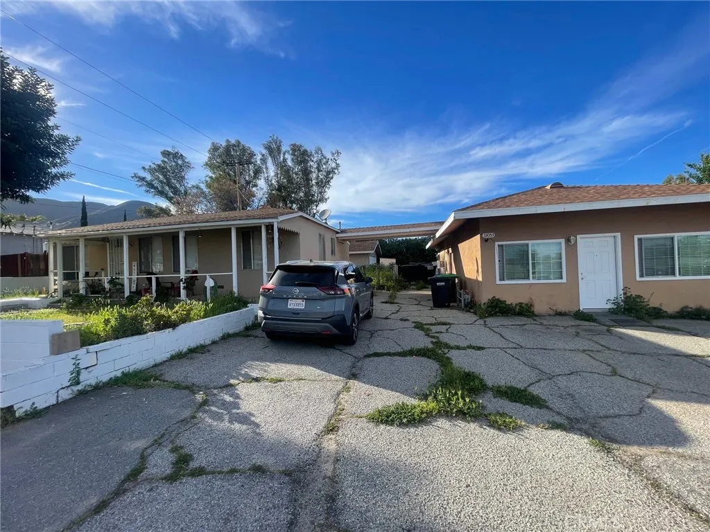 33067 Blackwell, Lake Elsinore, California 92530 home-pic-1