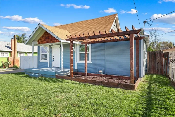 Front of the house with vegetable garden