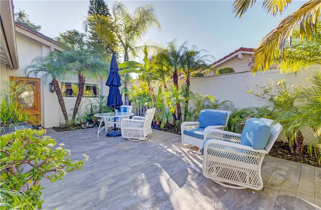 5254 Duenas, Laguna Woods, California 92637 home-pic-5