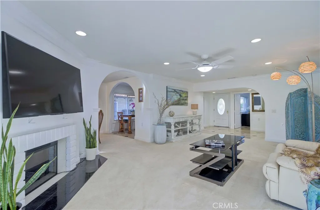 5254 Duenas, Laguna Woods, California 92637 home-pic-13