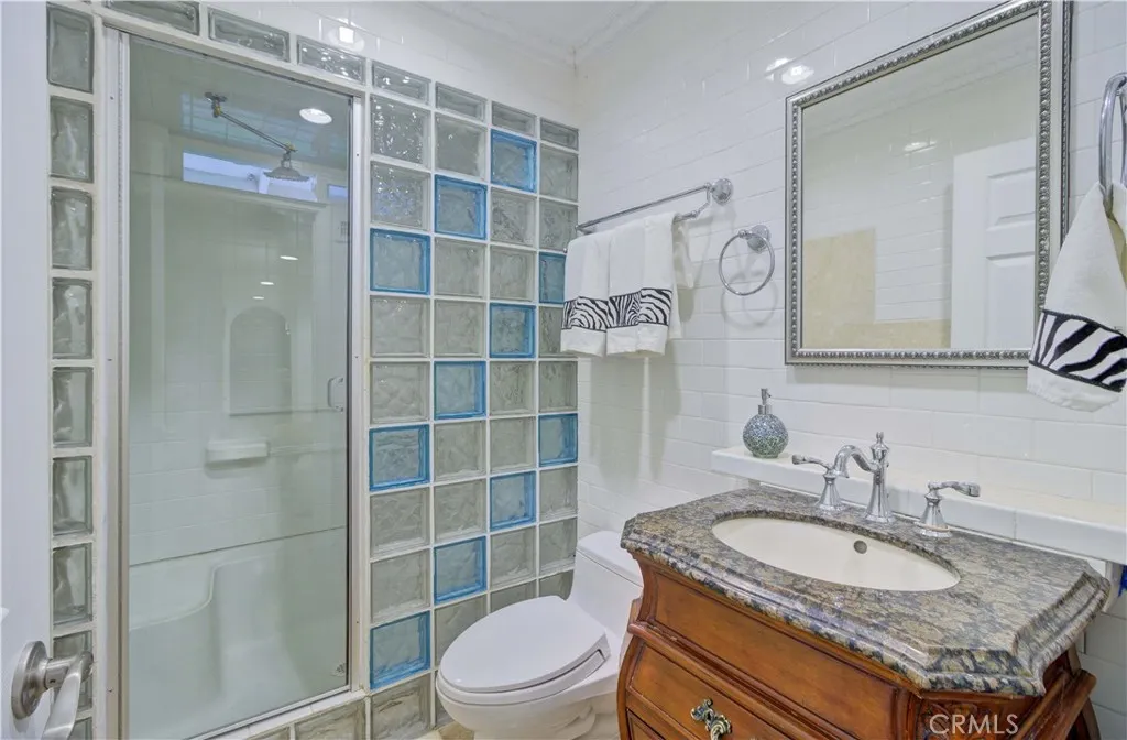 5254 Duenas, Laguna Woods, California 92637 home-pic-26