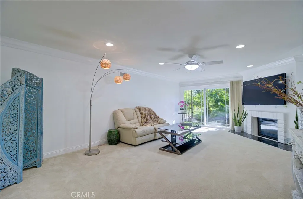 5254 Duenas, Laguna Woods, California 92637 home-pic-11