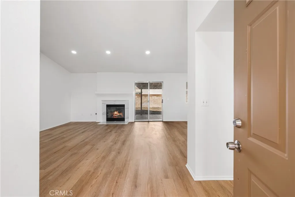 38233 Pelion Court, Palmdale, California 93550 home-pic-4
