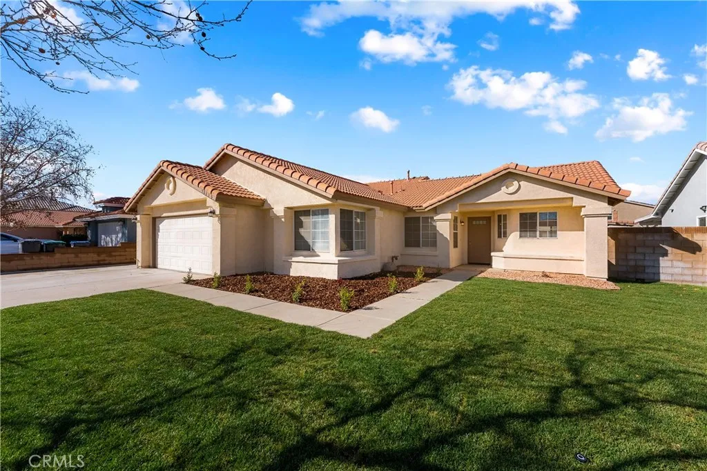38233 Pelion Court, Palmdale, California 93550 home-pic-0