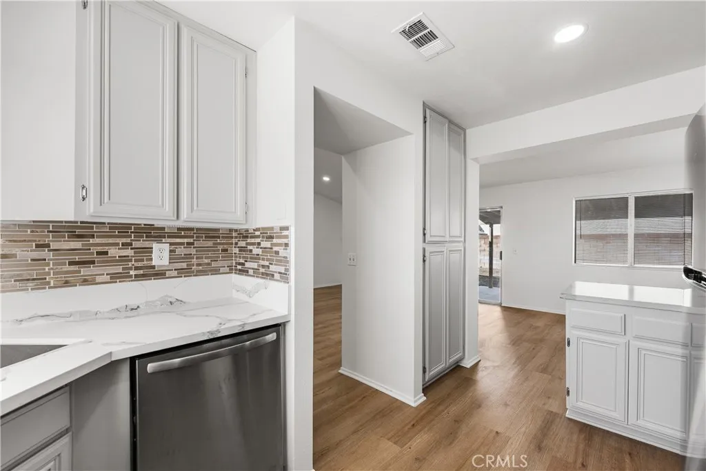 38233 Pelion Court, Palmdale, California 93550 home-pic-22