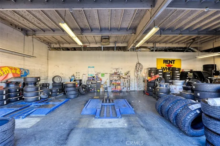 960 W Holt, Ontario, California 91762