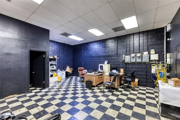 960 W Holt, Ontario, California 91762