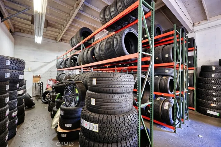 960 W Holt, Ontario, California 91762