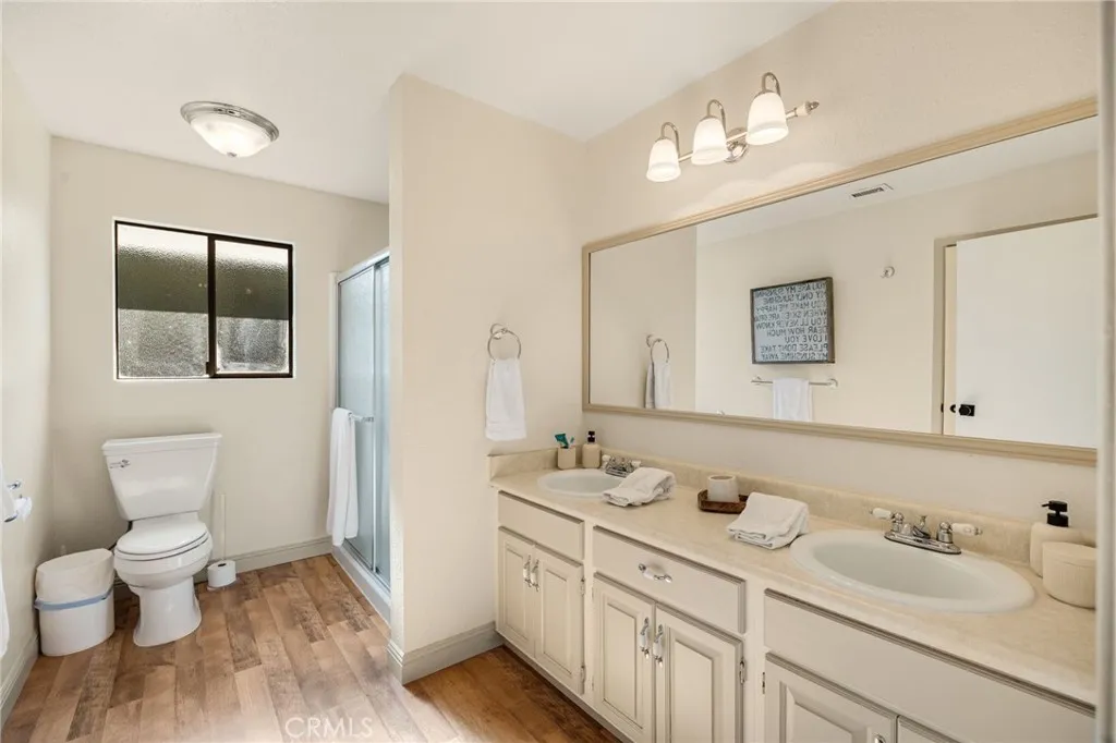 Upstairs Bathroom