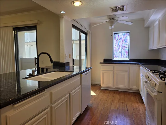 kitchen 4