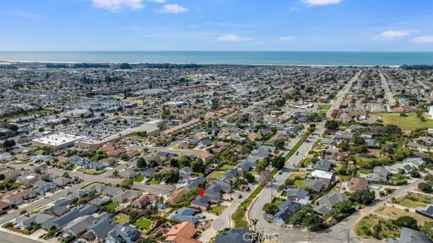 1245 Newport, Arroyo Grande, California 93420