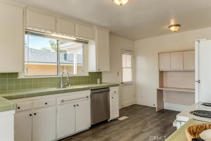 1245 Newport, Arroyo Grande, California 93420