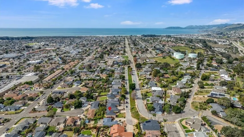 1245 Newport, Arroyo Grande, California 93420