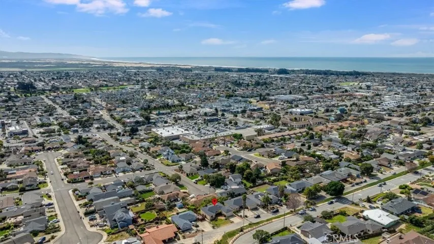 1245 Newport, Arroyo Grande, California 93420