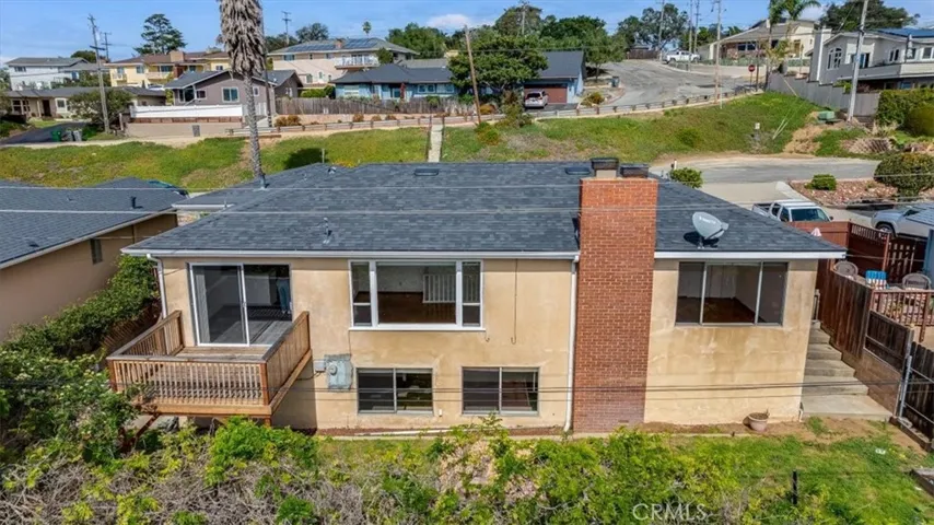 1245 Newport, Arroyo Grande, California 93420