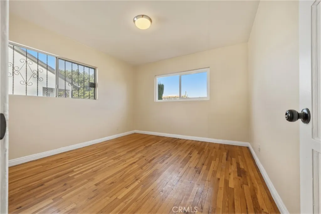 12029 Belhaven Street, Los Angeles, California 90059 home-pic-34