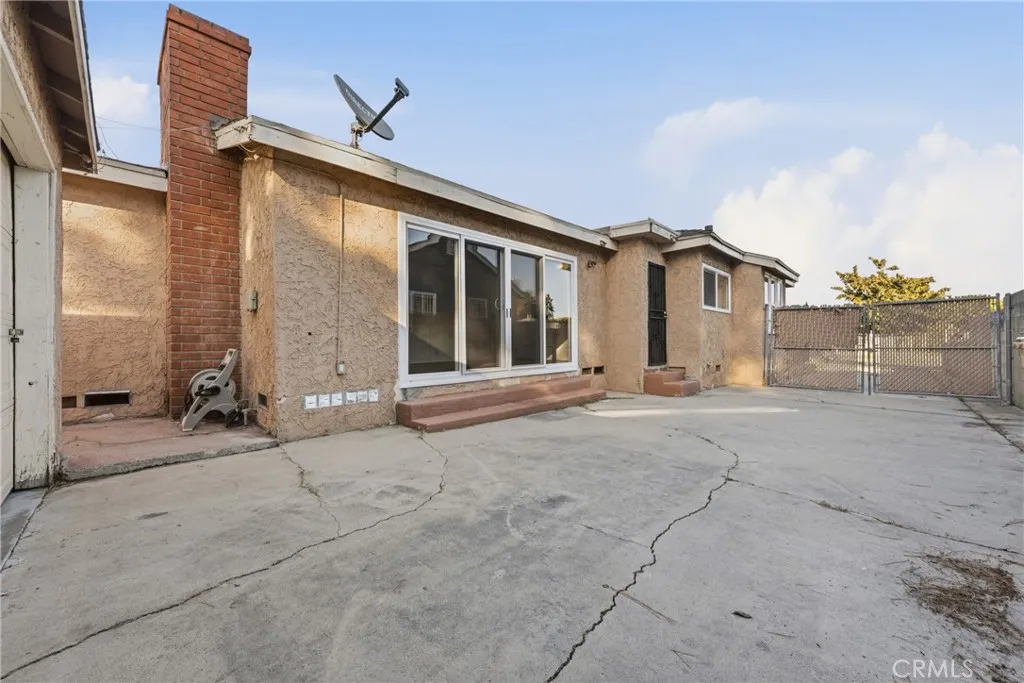 12029 Belhaven Street, Los Angeles, California 90059 home-pic-37