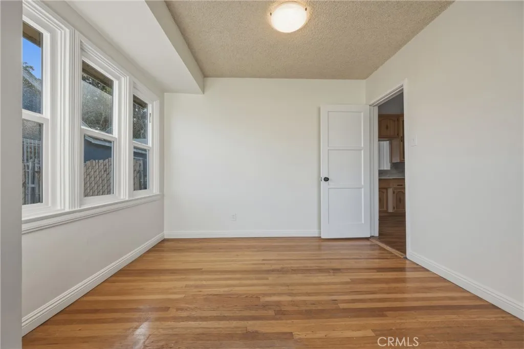 12029 Belhaven Street, Los Angeles, California 90059 home-pic-8